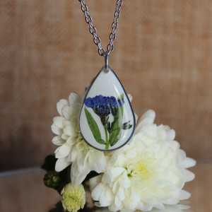 Srebrna zawieszka srebrny wisiorek kwiat naszyjnik żywica z żywicy kwiaty łezka łza niezapominajki z niezapominajkami niezapominajką