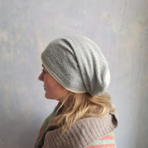 Czapka szara  damska