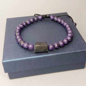 Bransoletka ochronna z turmalinem i jaspisem.