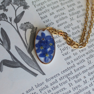 Złota jajowata zawieszka złoty wisiorek kwiat naszyjnik żywica z żywicy suszone kwiaty z kwiatami naturalne kobieca dziewczęca niezapominajki