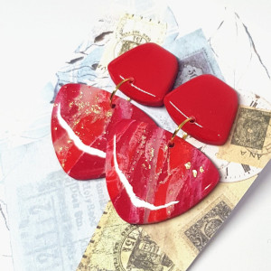 Czerwone kolczyki jak klipsy z kolekcji Love Story kolczyki sztyfty