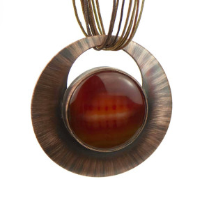 Naszyjnik z agatem w ciepłej tonacji c1048
