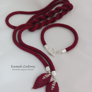 Lariat i bransoletka w kolorze czerwonego wina