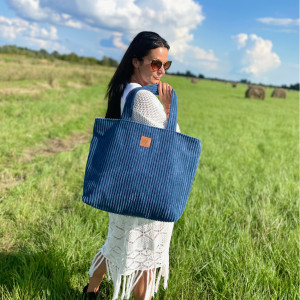 Duża torba ze sztruksu "Mili City Vibes" - granatowa