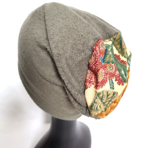 Czapka szara  damska