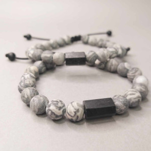 Bransoletki ochronne z turmalinem i szarym jaspisem dla pary.