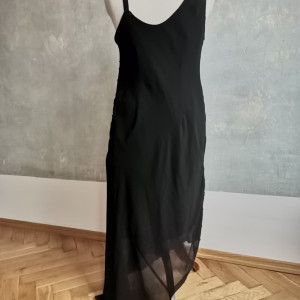 Sukienka czarna sexy