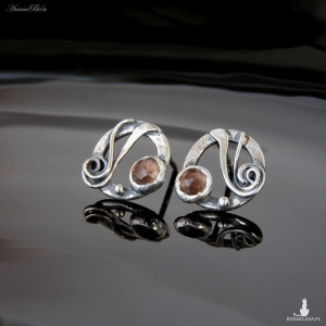 Kolczyki srebrne z kwarcem dymnym wkrętki