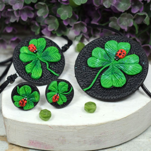 Czterolistna koniczyna - niezwykły komplet biżuterii