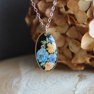 Gwiaździsta Noc złota zawieszka złoty wisiorek naszyjnik żywica z żywicy kwiaty z kwiatami jajowata retro naturalna dziewczęca kobieca czarna