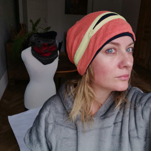 Czapka zwariowana uniwersalna