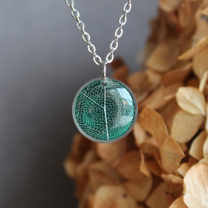 Srebrna zawieszka srebrny wisiorek naszyjnik żywica z żywicy kwiaty z kwiatami retro naturalna dziewczęca kobieca liść z liściem