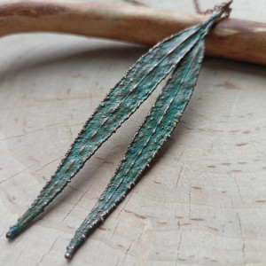 Prawdziwy liść Wierzby pokryty miedzią. Naszyjnik z wisiorem.