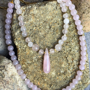 Naszyjnik Różowy z kroplą