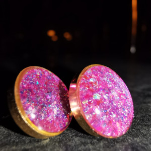 Różowe brokatowe kolczyki