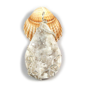 Agat, Srebrny wisior z agatem geodą, ręcznie wykonany, prezent dla niej, prezent dla mamy, prezent urodzinowy, niepowtarzalna biżuteria,