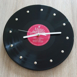 Zegar z płyty winylowej ze srebrnymi wskazówkami, prawdziwy winyl