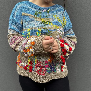 Sweter artystyczny pejzaż łąki