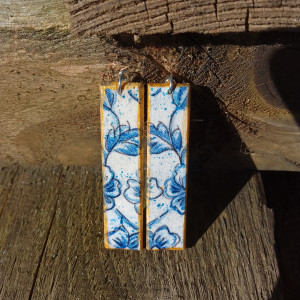 Kolczyki niebiesko-złote słupki