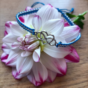 Bransoletka z sercem w nieskończoności