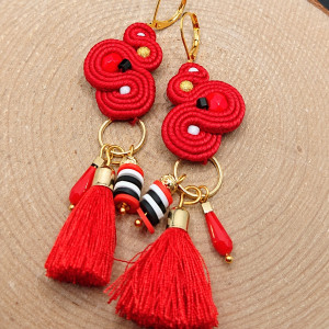 CZERWONE KOLCZYKI SUTASZ Z CHWOSTAMI