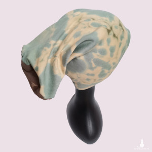 Czapka wiosenna farbowana ręcznie