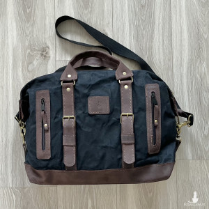 Torba podróżna czarno-brązowa ze skóry i bawełny woskowanej Vintage.