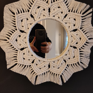 Mandala w stylu Boho z lusterkiem