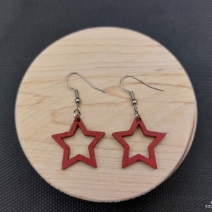 Kolczyki drewniane GWIAZDKI CZERWONE