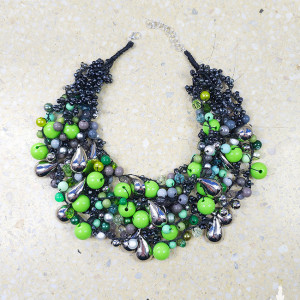 6277 zielony, srebrny naszyjnik; kolia