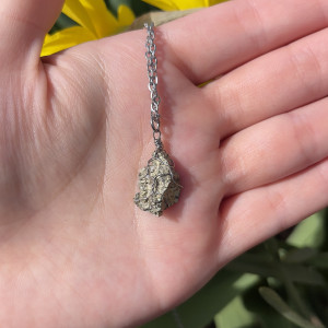 Naszyjnik PIRYT ze stali chirurgicznej (szczęście, manifestacja)