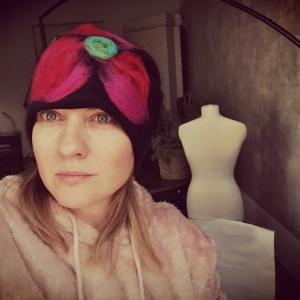 Czapka wełniana czarna