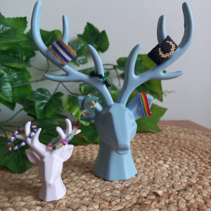 Stojak na biżuterię pierścionki  gips polimerowy duży Jelonek