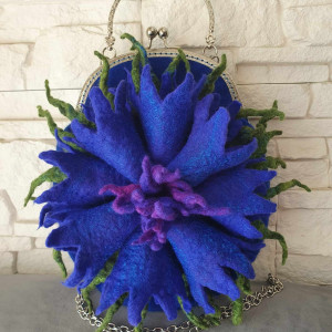 Mała torebka kwiat chabru