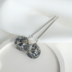 Kolczyki z rzęsek dmuchawca