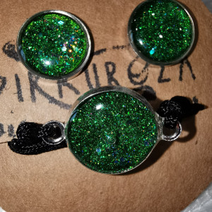 Komplet biżuterii z żywicy