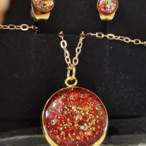 Czerwony komplet złoty komplet biżuteria żywica