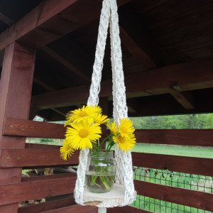 Kwietnik makramowy w stylu Boho