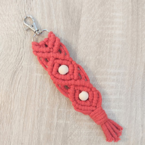 Brelok/ zawieszka do kluczy makrama