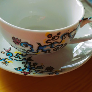 Ręcznie malowana filiżanka "Dzikie pnącze"