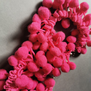 Klipsy pomponiasty róż kola