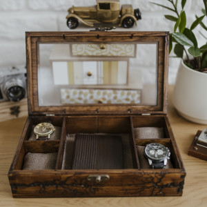 Pudełko na zegarki, bransoletki i łańcuszki, Drewniane na zegarki, bransoletki i łańcuszki