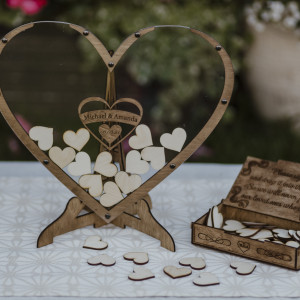 Księga gości weselna, Księga weselna w kszktalcie serca