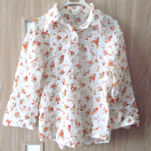 boho bluzka z kory, damska bluzeczka w kwiatki, kwiatki bluzka xl, bluzka na wiosnę, bluzka na lato, bluzka rękaw 3/4, damska bluzka we wzory, biała bluzka w kwiaty, fajna bluzka z kory