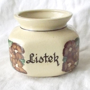 prl pojemnik na przyprawy, vintage pojemnik na liść laurowy, listek pojemnik lata 80, ceramiczny pojemnik do kuchni, retro naczynie z ceramiki, prl naczynie ceramiczne