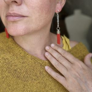 Klipsy czerwone sznurki