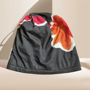 Czapka codzienna w kwiaty