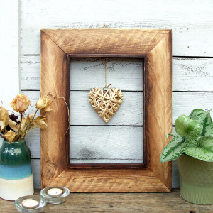 Drewniana ramka, ręcznie malowana - Brązowa