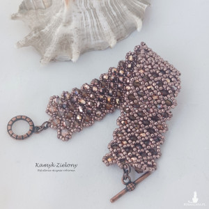 Bransoletka w kolorze miedzianym, z kryształkami