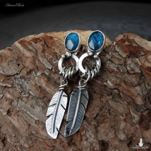 Kolczyki srebrne piórka z kyanitem wkrętki